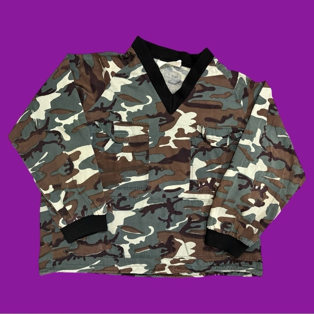 90s Military Camo V-Neck Sweatshirt